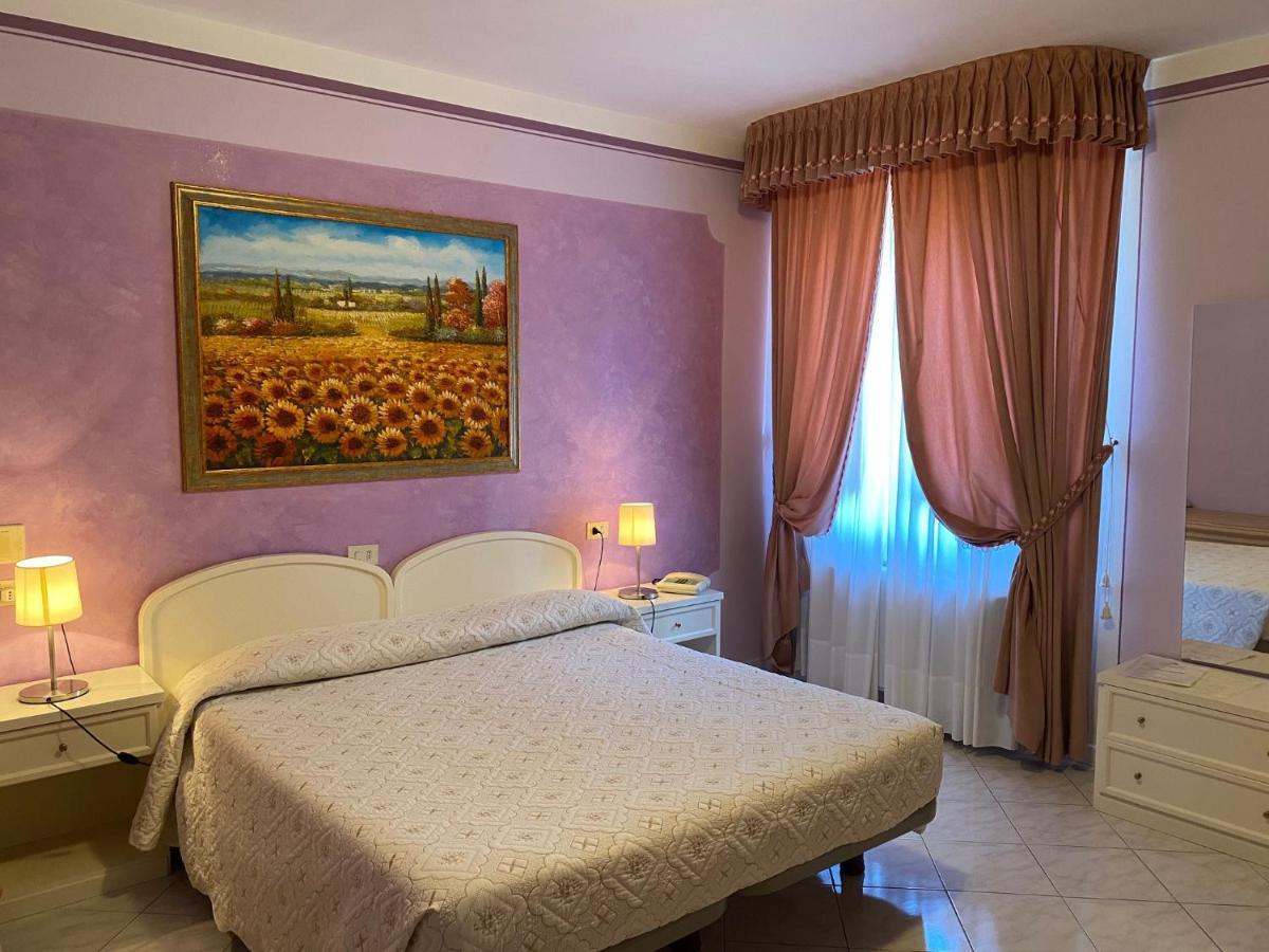 Hotel La Torre Castiglione del Lago Luaran gambar