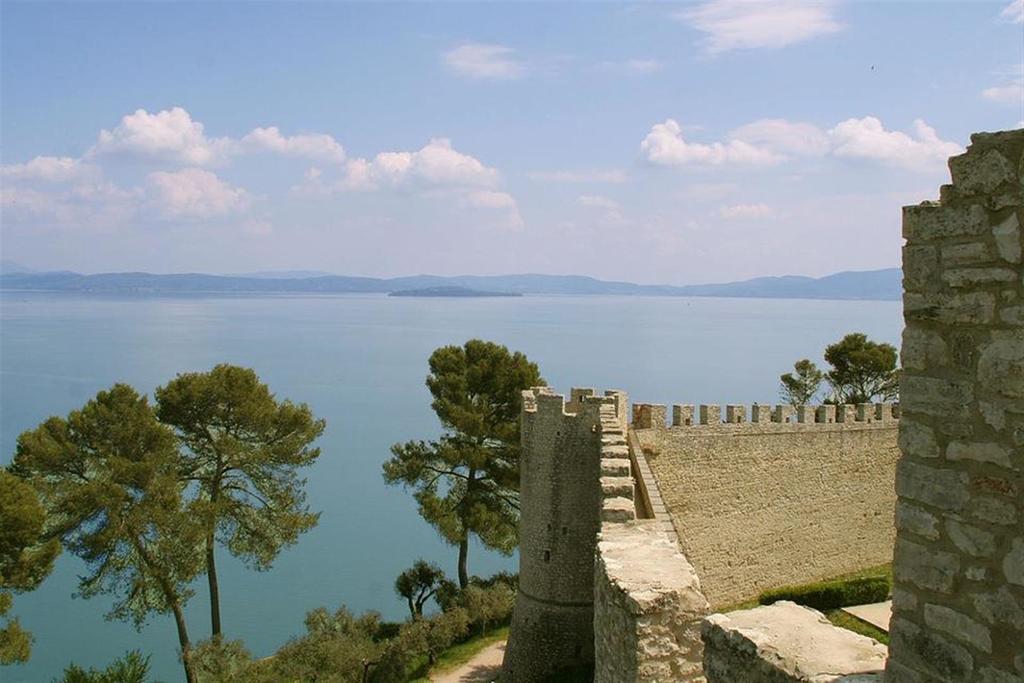 Hotel La Torre Castiglione del Lago Luaran gambar