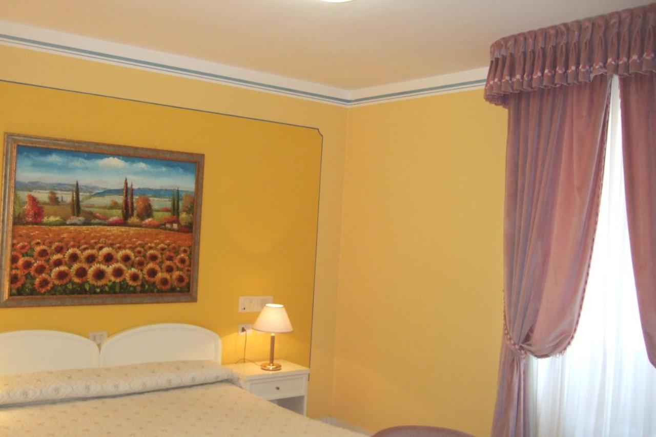 Hotel La Torre Castiglione del Lago Luaran gambar