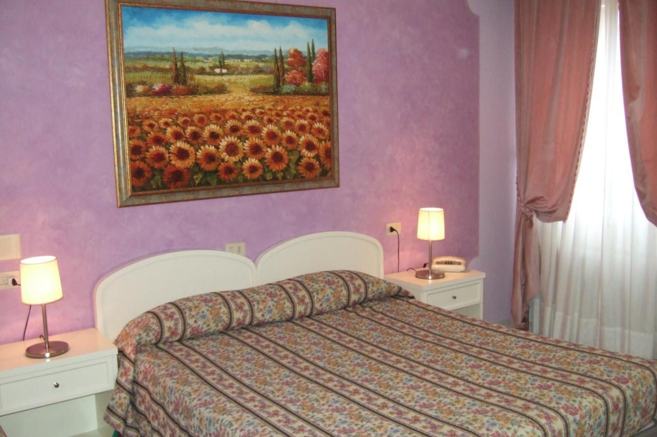 Hotel La Torre Castiglione del Lago Luaran gambar